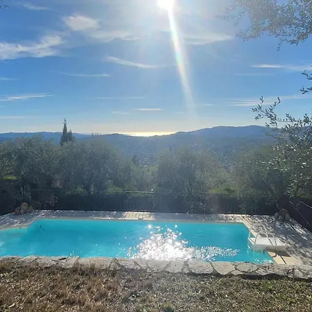 La Colombe Sous Les Oliviers: Seaside With Pool And View Holiday home *